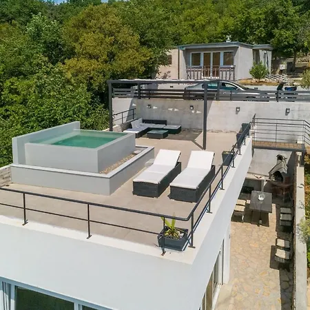 Holiday home Linda 2 *