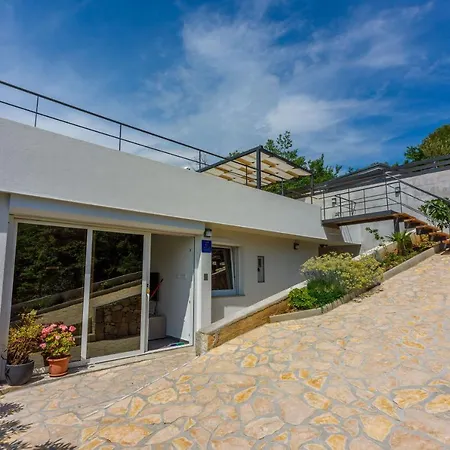 Linda 2 * Crikvenica