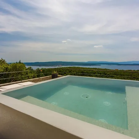 Linda 2 Holiday home Crikvenica